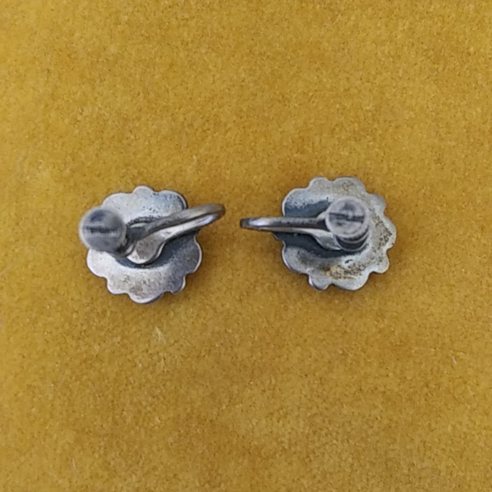Vintage Turquoise sterling silver southwestern flower boho screwback earring - Picture 3 of 3
